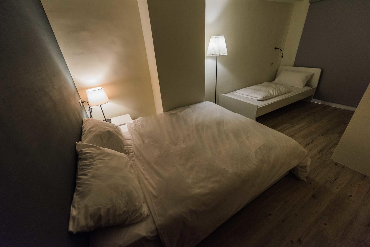 Luftpause Hostel Гаосюн Екстер'єр фото