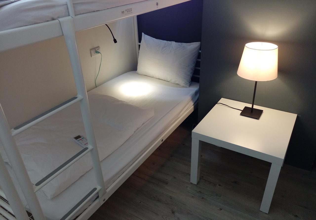 Luftpause Hostel Гаосюн Екстер'єр фото